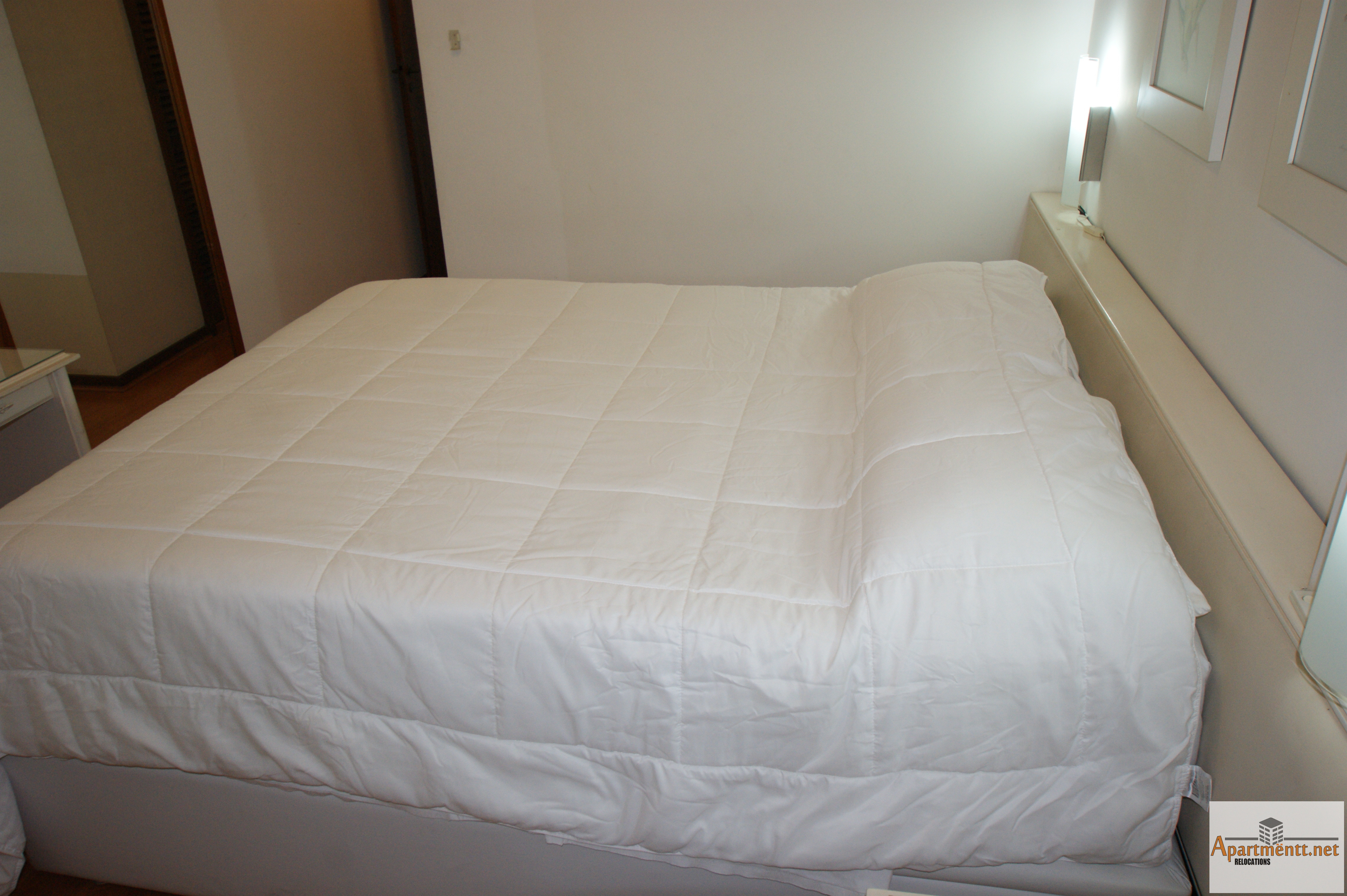 Tiffany's Residence 702